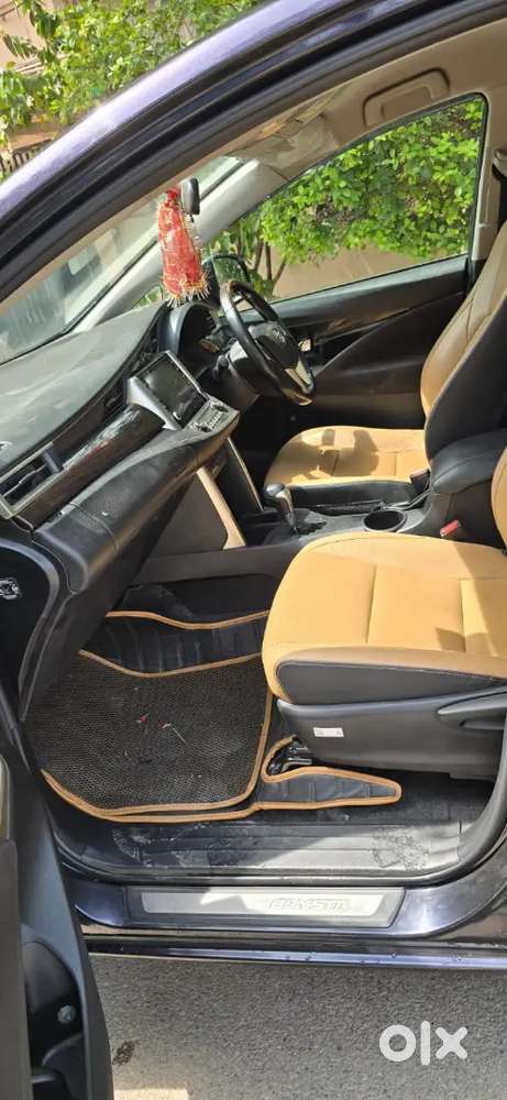 Toyota Innova Crysta 2021