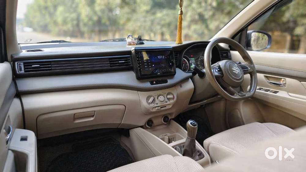 Maruti Suzuki Ertiga 2022-2023 Vxi Cng, 2022, Cng & Hybrids