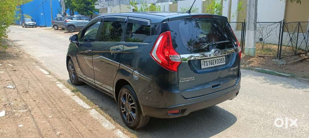 Mahindra Marazzo M8, 2018, Diesel