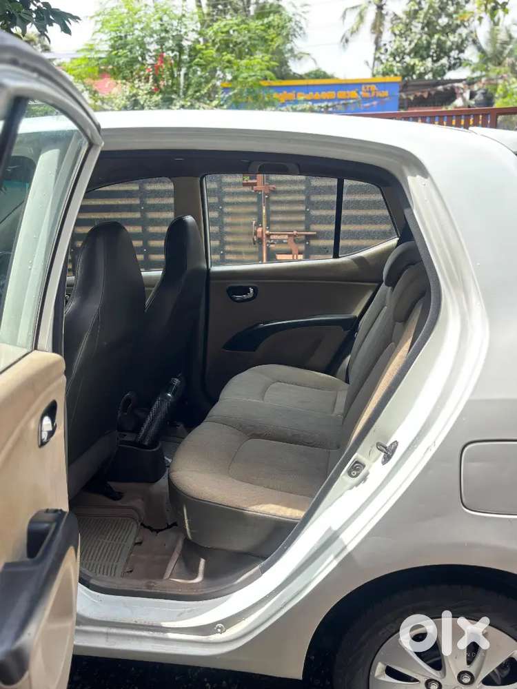 Hyundai I10 Kappa Sportz 2011 Petrol