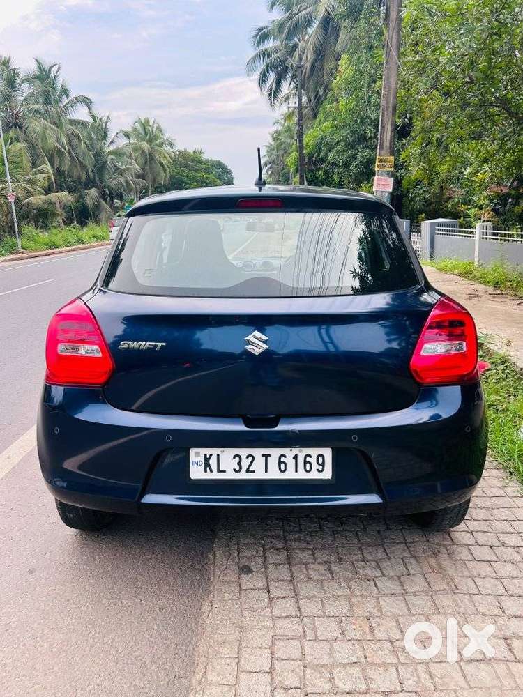 Maruti Suzuki Swift Lxi Optional-o, 2022, Petrol