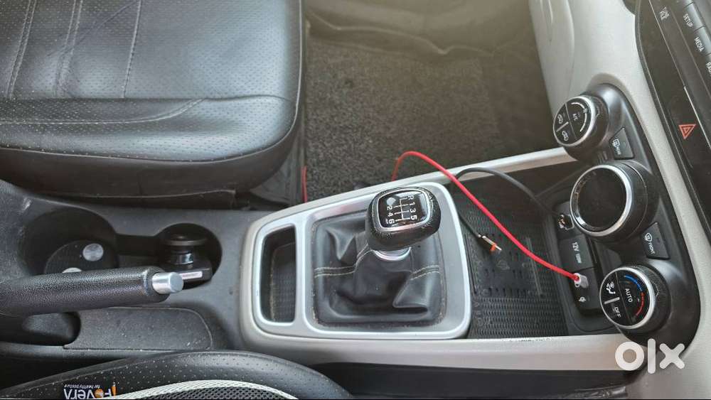 Hyundai Venue 2022 Petrol Well Maintained