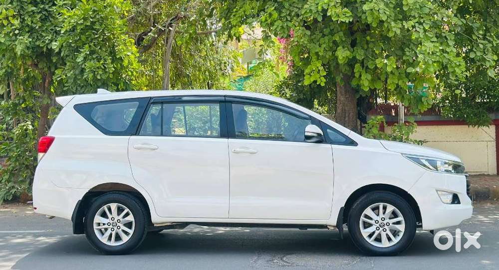 Toyota Innova Crysta 2.8 Gx At, 2016, Diesel
