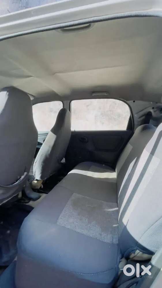 Maruti Suzuki Alto 2011 ओम