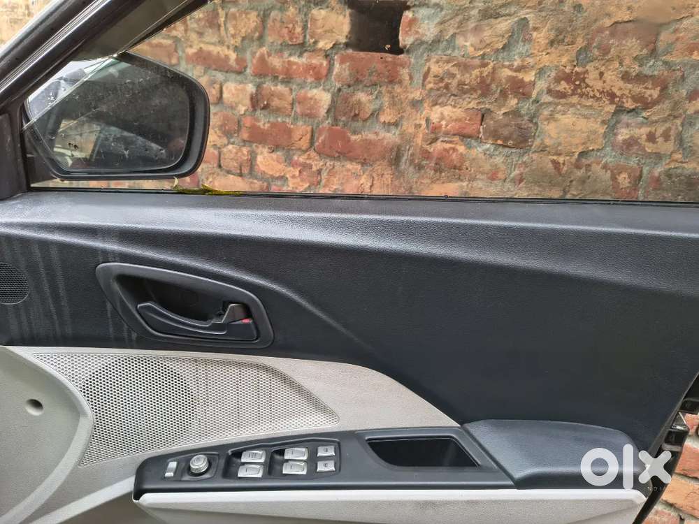 Mahindra Xuv300 2021