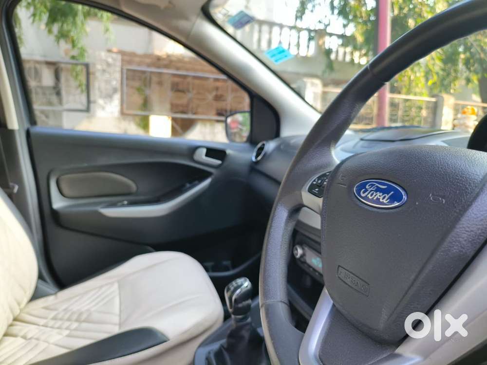 Ford Figo 1.2p Titanium Mt, 2015, Petrol