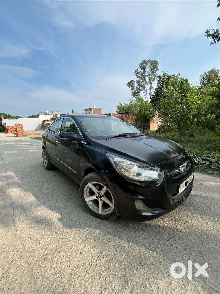 Hyundai Verna 1.6 13 Model 2028 May Tak Valid Vip No 0008 Aloy Wheel