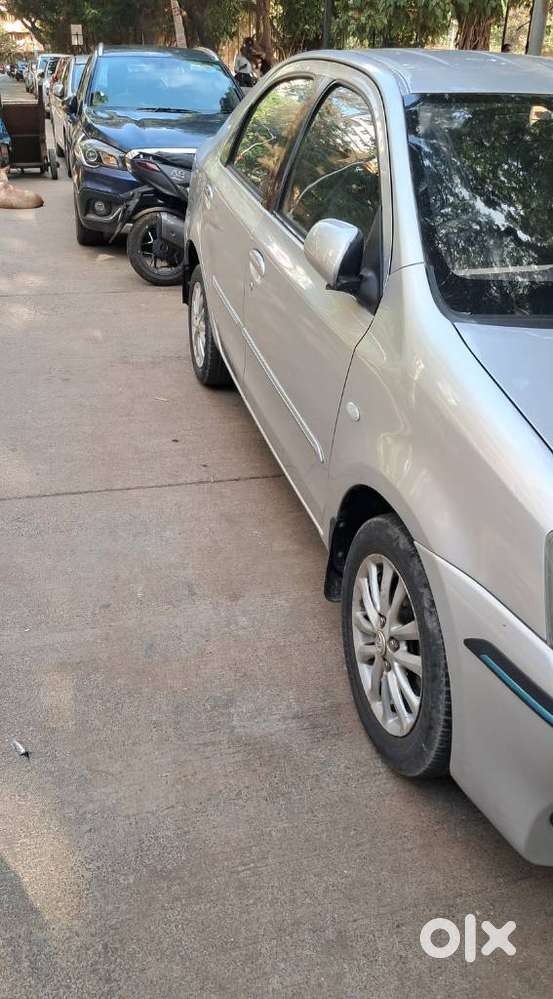 Toyota Etios V, 2011, Petrol