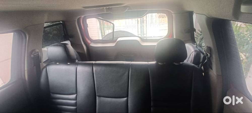 Mahindra Tuv300