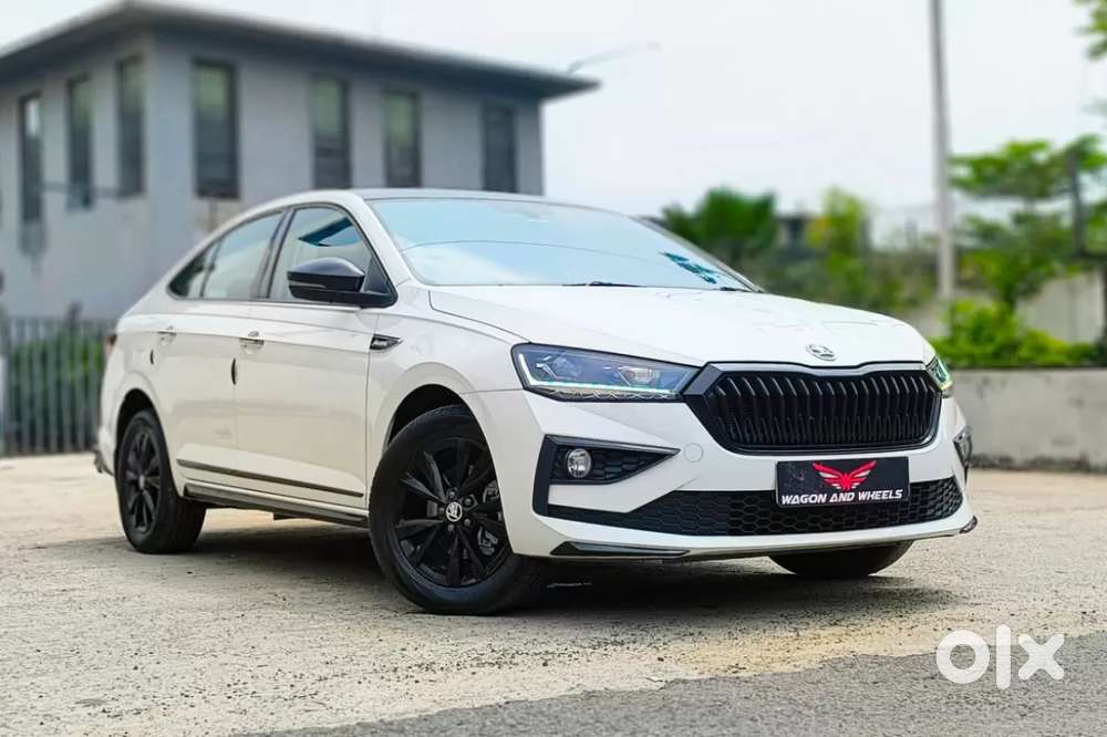 Skoda Slavia Ambition 1.0l Tsi At, 2025, Petrol