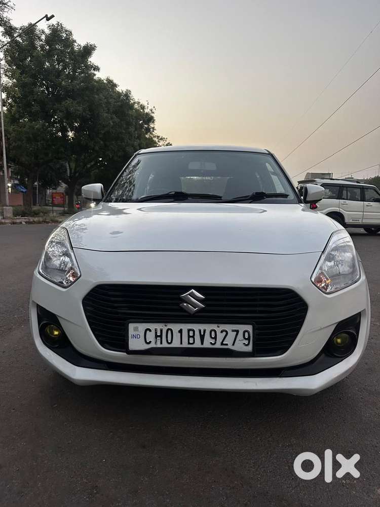 Maruti Suzuki Swift Vxi + Manual, 2019, Petrol