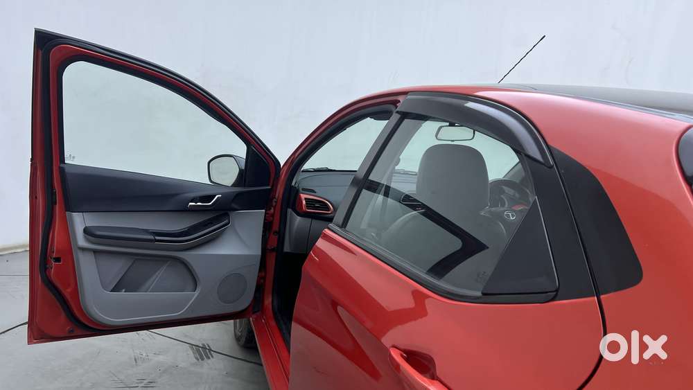 Tata Tiago 1.2 Revotron Xz Plus Dual Tone, 2021, Petrol