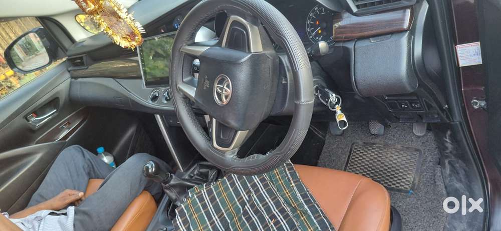 Toyota Innova Crysta 2.4 G Mt 8s, 2016, Diesel