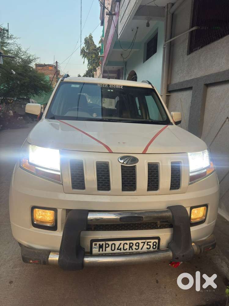 Mahindra Tuv 300 2017 Diesel Well Maintained