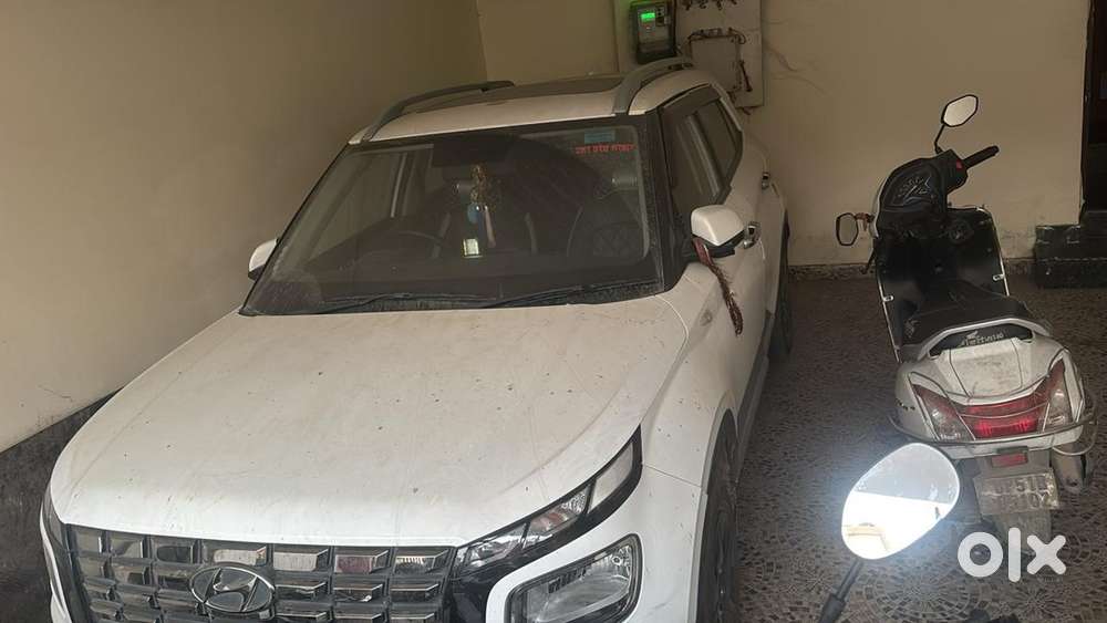 Genuine Buiyer Contact Me Hyundai Venue November 2024