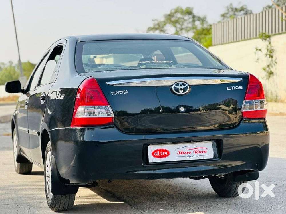 Toyota Etios 1.5 Std, 2011, Petrol