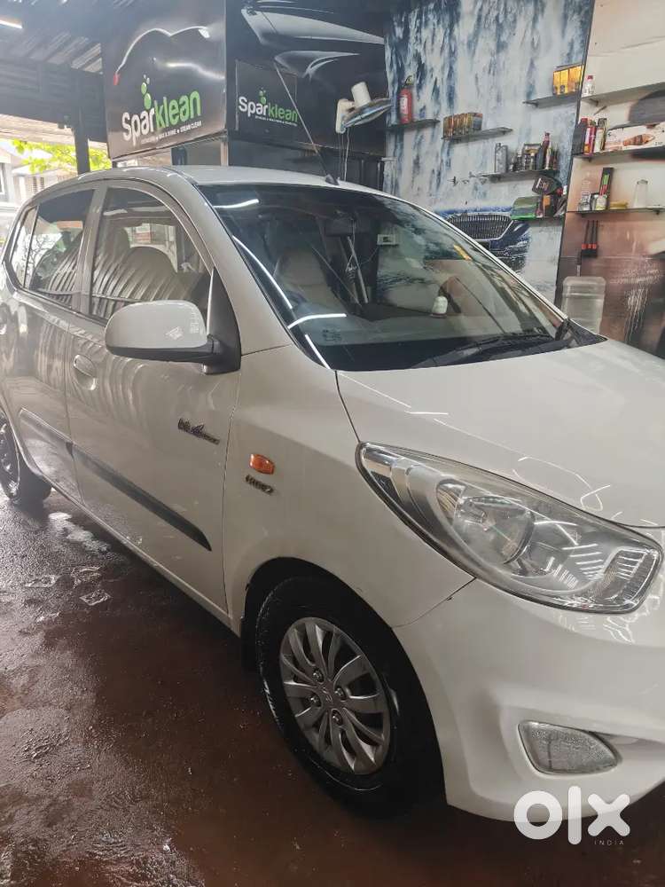 Hyundai I10 2014 Petrol And Lpg 75000 Km Driven. Well Maintained.