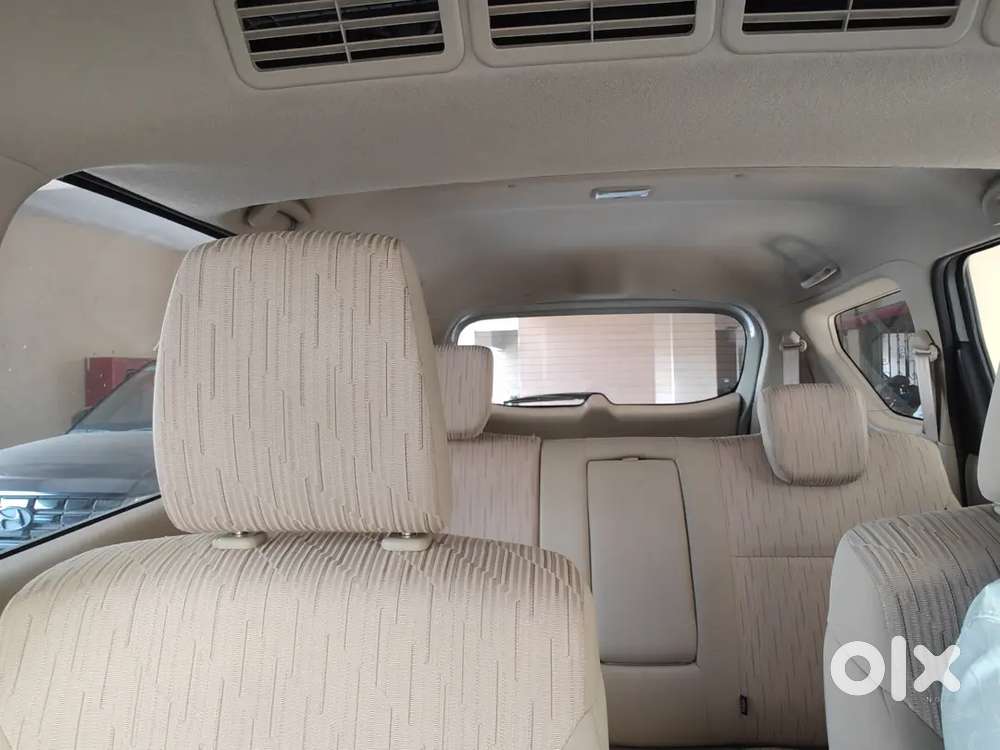 Ertiga Top Model Well Maintained Doctor Driven