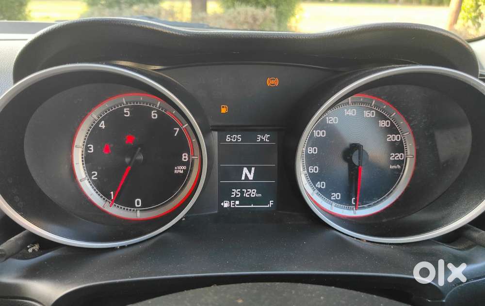 Maruti Suzuki Swift Amt Vxi, 2020, Petrol