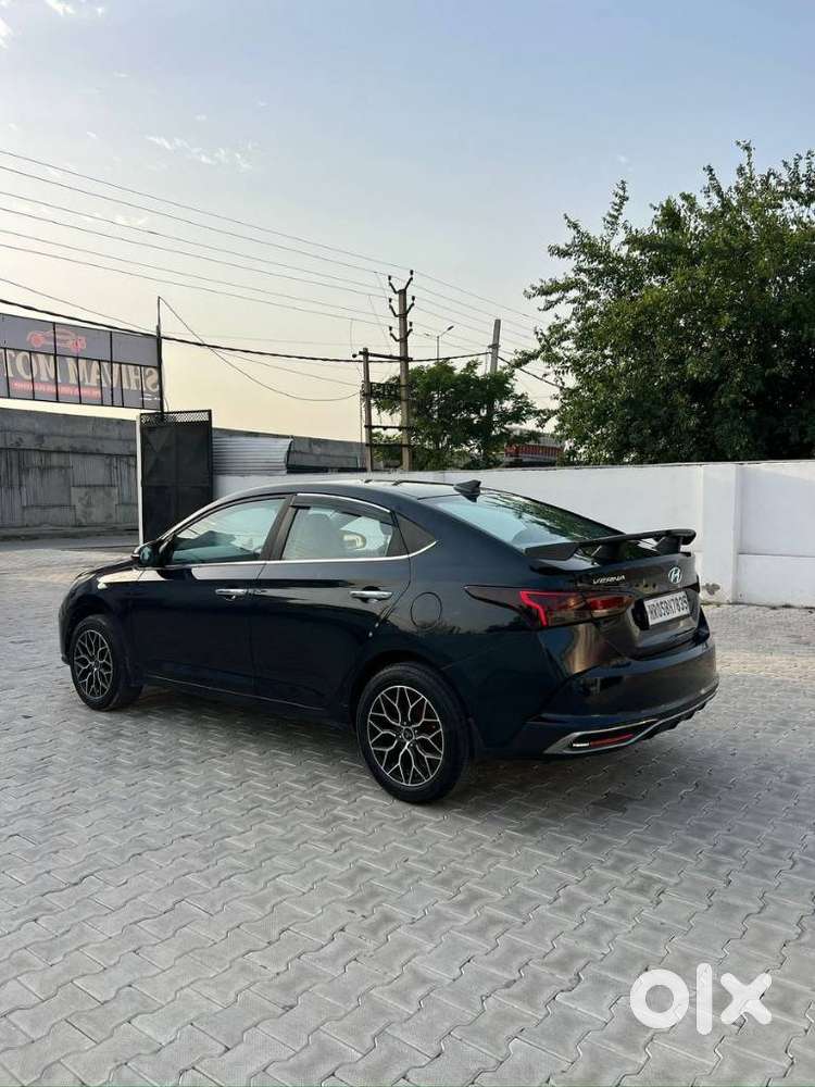 Hyundai Verna, 2022, Petrol