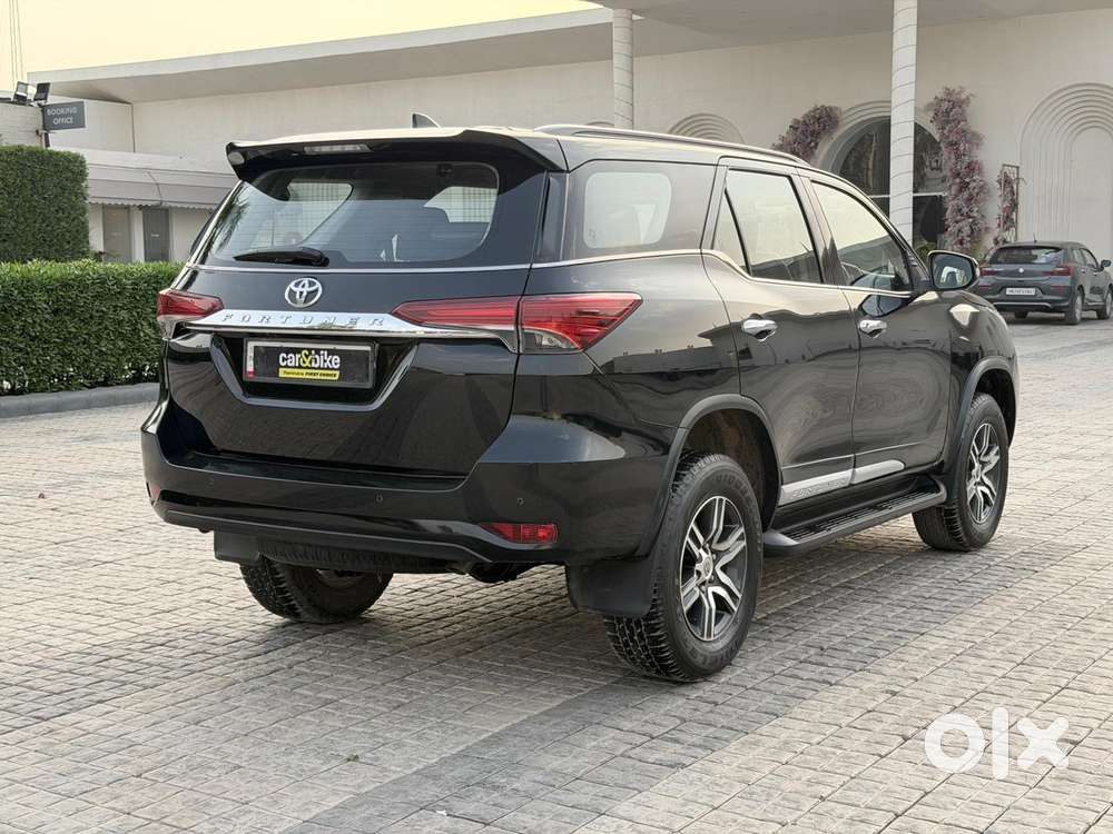 Toyota Fortuner 4x2 Mt 2.8 Diesel, 2020, Petrol