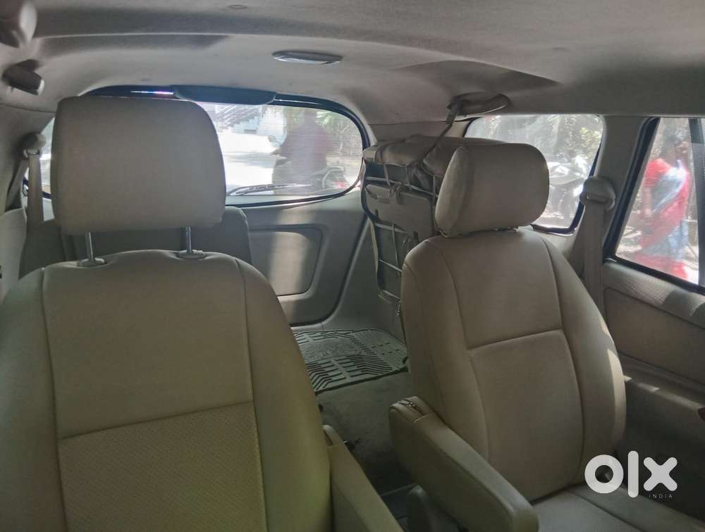 Toyota Innova 2.5 V 7 Str, 2008, Diesel