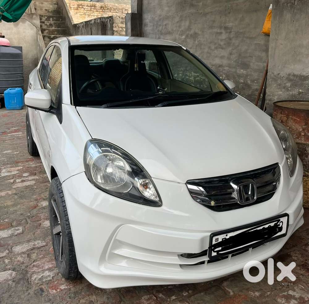 Honda Amaze Diesel 13