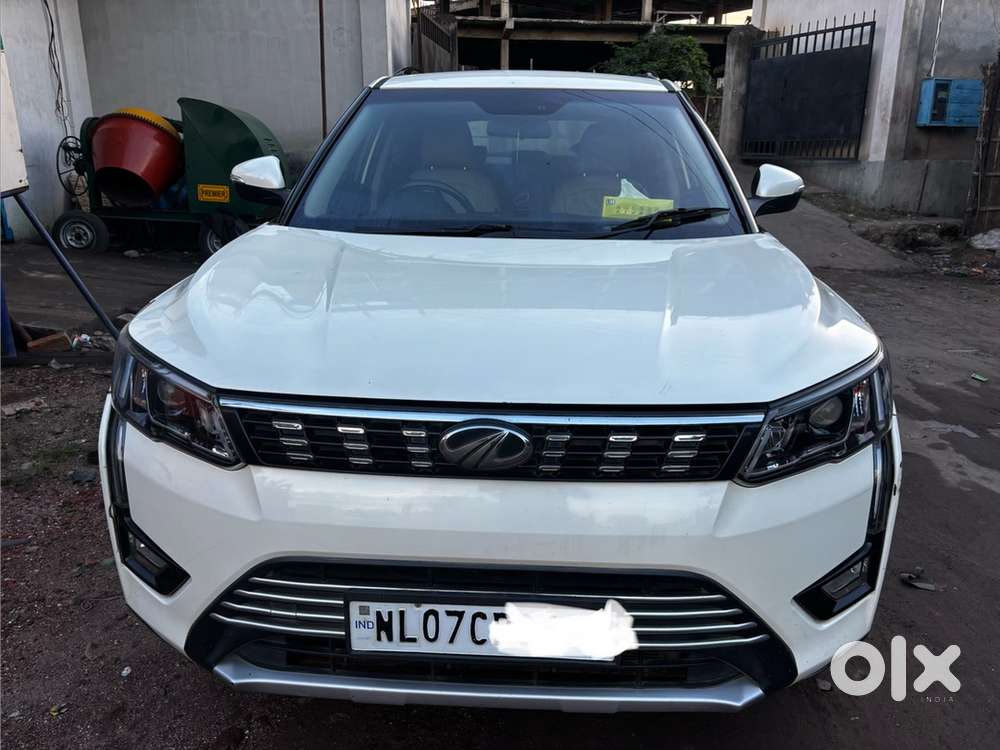 Mahindra Xuv300 2021 Petrol Well Maintained