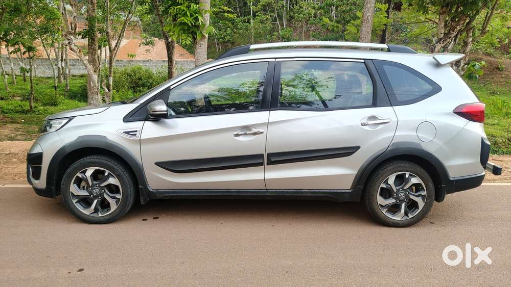 Honda Br-v I-vtec V Mt, 2016, Petrol