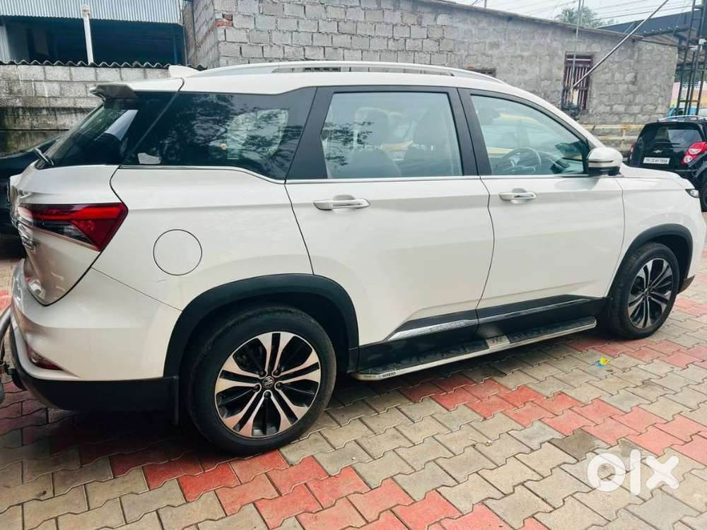 Mg Hector Plus, 2023, Petrol