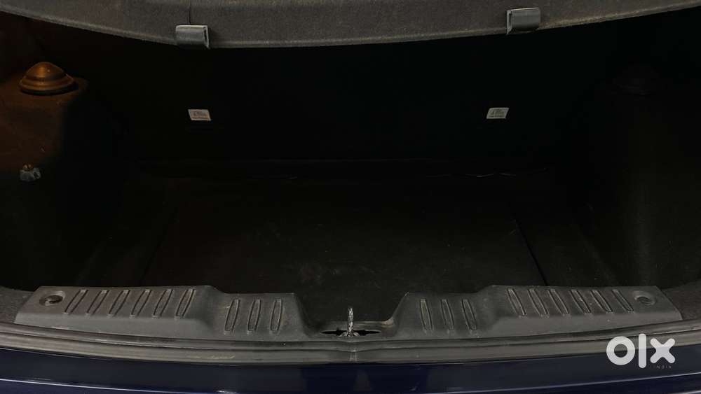 Tata Altroz 1.2 Xza Plus, 2022, Petrol