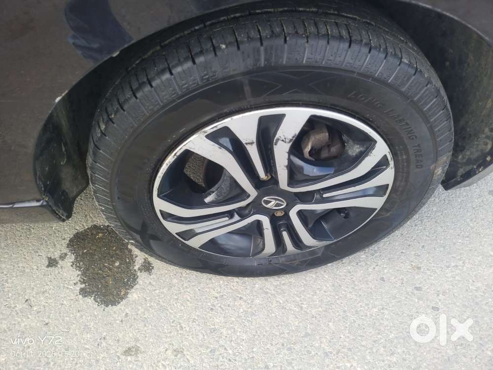 Tata Tiago 1.2 Revotron Xt (o), 2023, Petrol