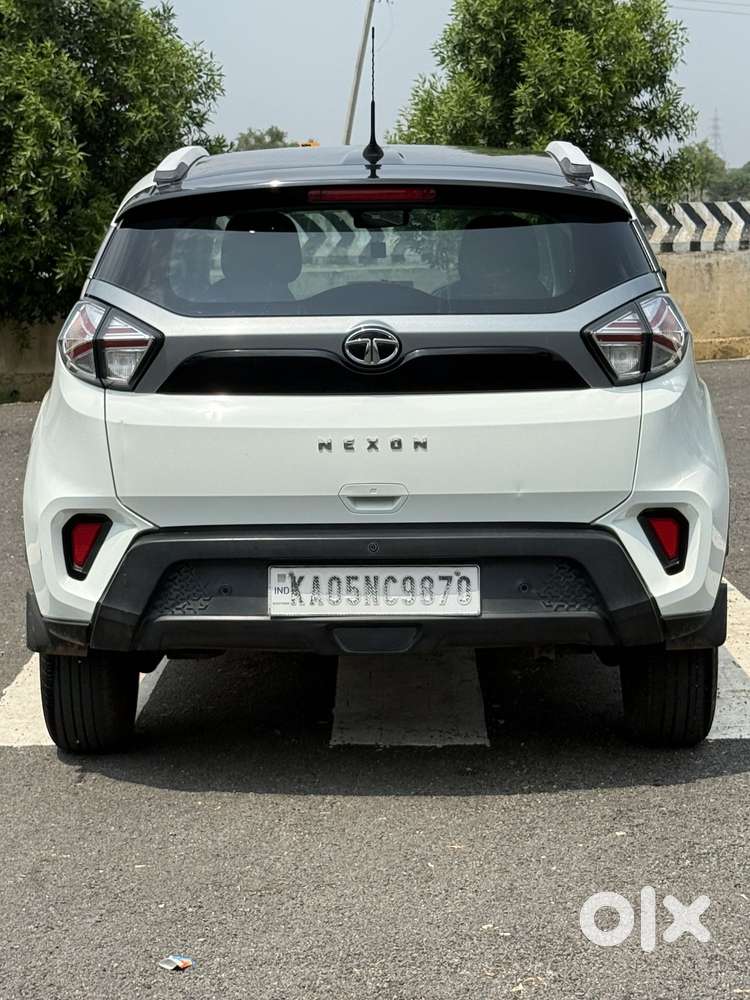 Tata Nexon 1.2 Revotron Xma Amt (s), 2021, Diesel