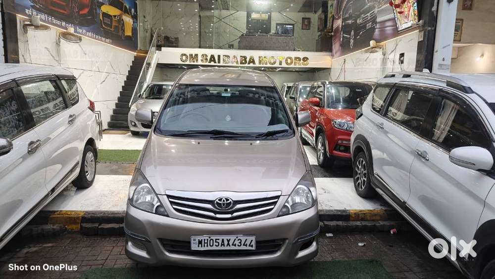 Toyota Innova 2.5 E Diesel Ms 8-seater, 2011, Diesel