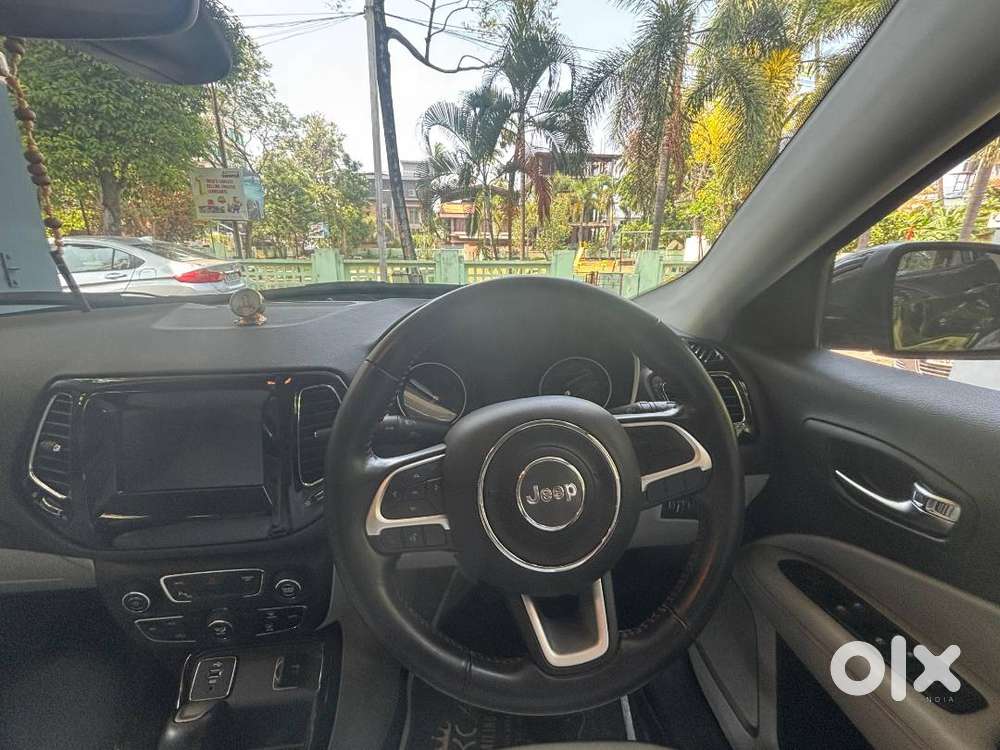 Jeep Compas Limited Edition - Petrol (automatic)