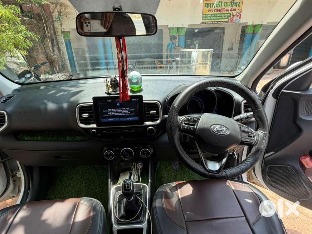 Hyundai  Venue Diesel Car 2019 In Best Condition With Sunroof