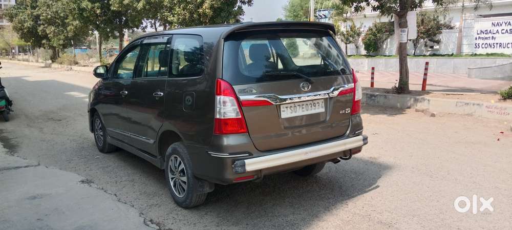 Toyota Innova 2.5 V 7 Str, 2015, Diesel