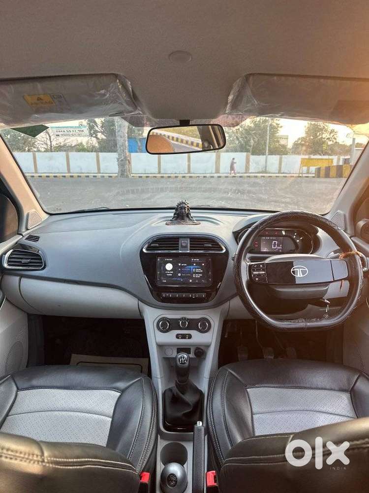 Tata Tiago 1.2 Revotron Xt Cng, 2025, Cng & Hybrids