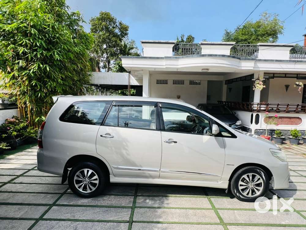 Toyota Innova Diesel 2015 Manual V