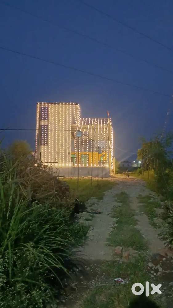 2 independent room available for rent RESHAM MAJRI.