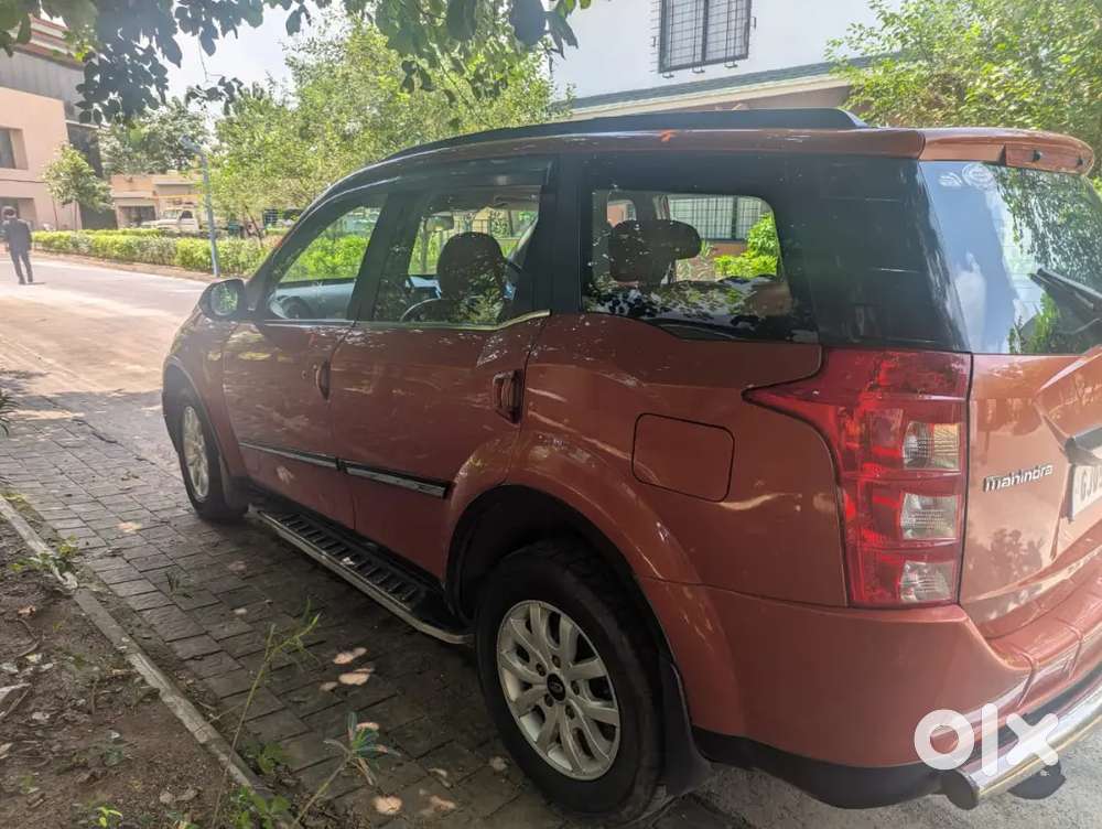 Mahindra Xuv500 2016 Diesel, Push Start,and Sunroof