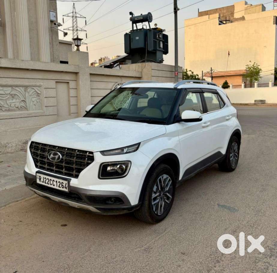 Hyundai Venue Sx (o) Mt 1.5 Diesel, 2021, Diesel