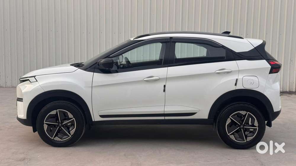 Tata Nexon Creative Plus 1.2 Revotron Petrol 6 Amt Dt, 2024, Petrol
