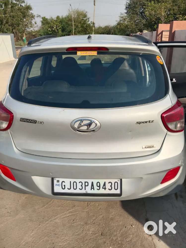 Grand I10 Sportz Crdi Diesel (silver) Gj03 Passing