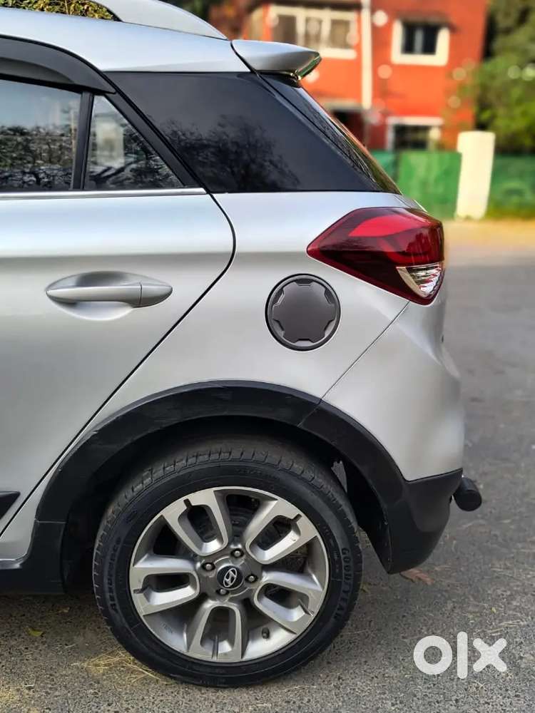 I'm Selling My Hyundai I20 Active Top Model 2018 Model 2nd Owner