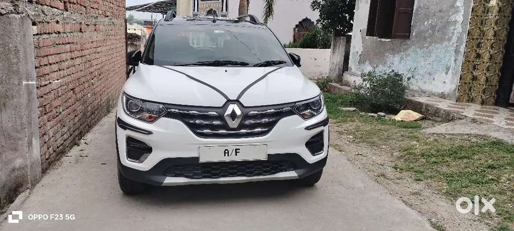Renault Triber Rxz 2025 Amt Dual Tone
