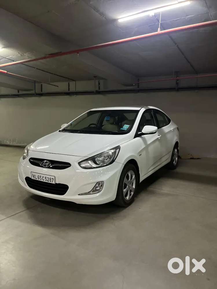 Hyundai Verna 1.6 Sx 2012