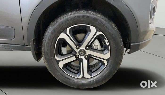 Tata Nexon 1.2 Revotron Xm (s), 2022, Petrol