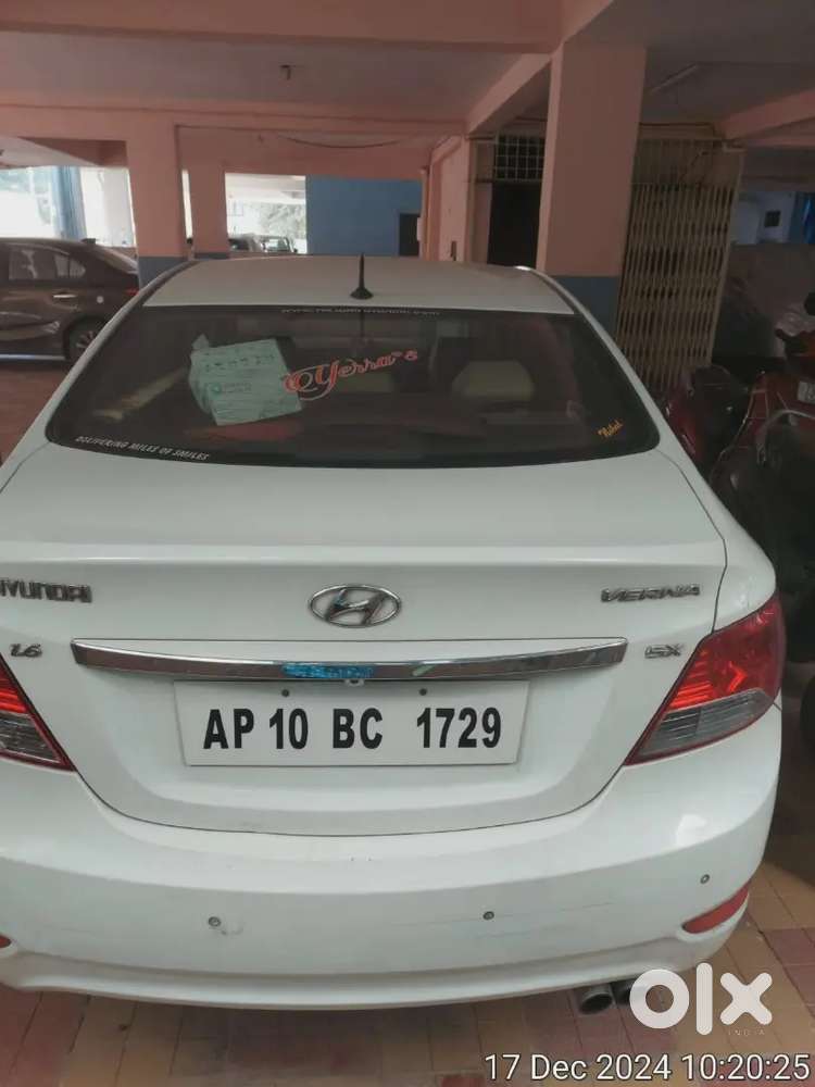Hyundai Verna Fludic Automatic