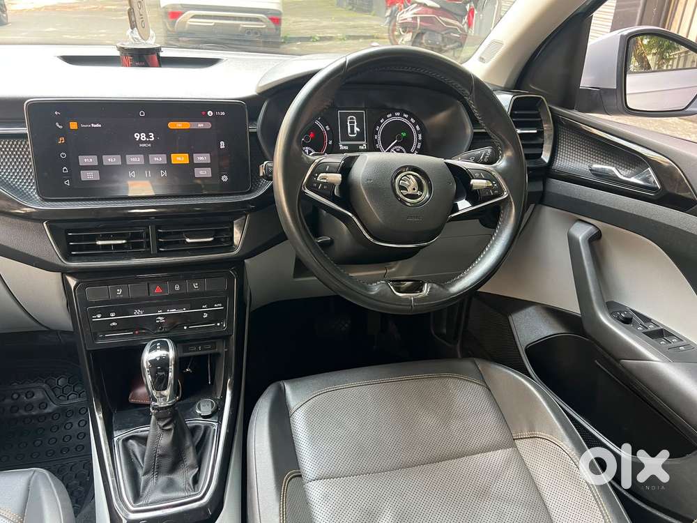 Skoda Kushaq 1.0 Tsi Style At (6 Airbags), 2021, Petrol